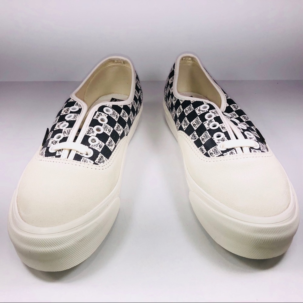Vans Authentic LX Spongebob Beige & Black Sneakers - Picture 5 of 8